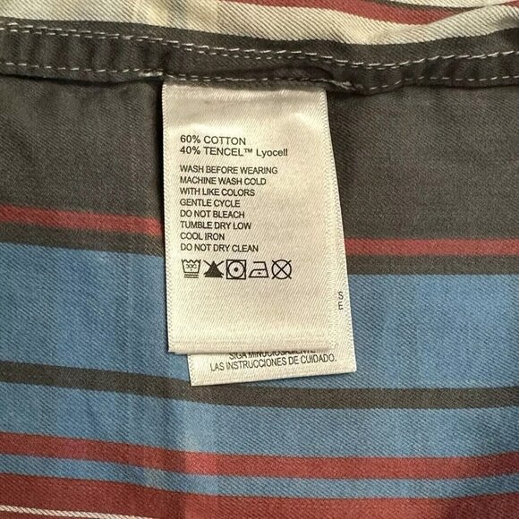 Tommy Bahama Men's 4XB Fog Gray Distressed Fresno Plaid Reverse Print Shirt - Picture 6 of 9